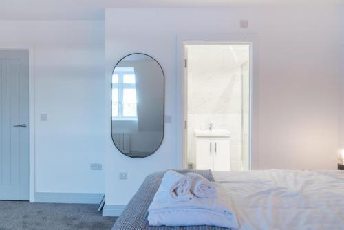 Newly Refurbished 2 bed with Fantastic View