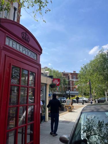 Westminster Inn Room Type - Standard: Compact Studio - Futon for 3