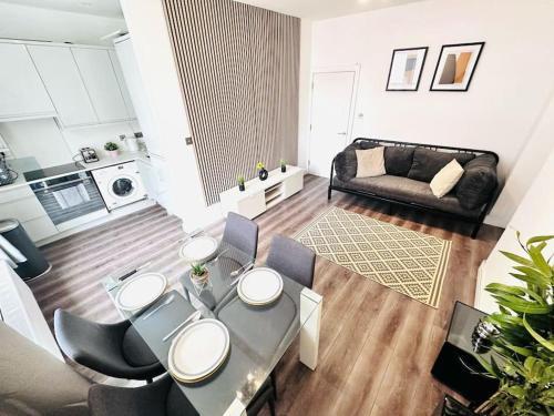 Luxury Flat Hyde Park super location for tourists - Tap to explore photos