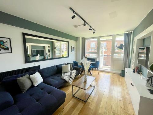 NEW Deluxe Central 2Bed Beautiful Apartment Old St - Tap to explore photos