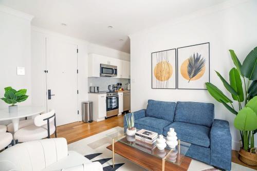 403-4C New 2br 2baths prime ues