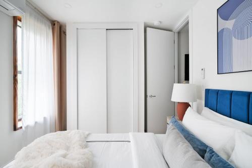 48-3RW Brand New 1BR Prime Hells Kitchen - W D - Tap to explore photos