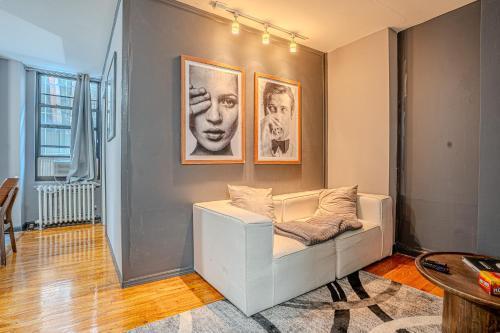 Chic 3Bd NoMad Manhattan - Tap to explore photos
