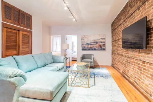 Cozy 3br In Hudson Yard - Tap to explore photos