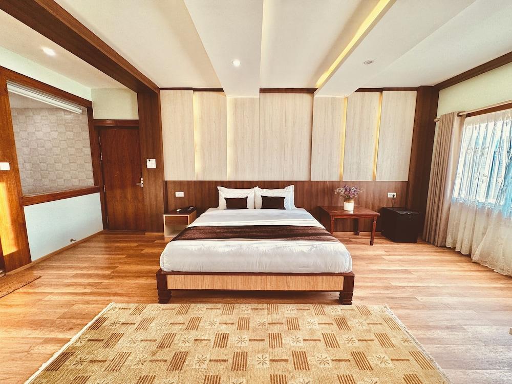 Hotel Bayberry Kathmandu Room Type - Luxury Double Room, 1 King Bed, City View