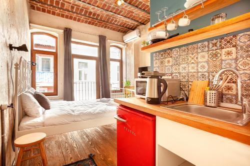 Armel Homes Beyoğlu Room Type - Double Room with Balcony