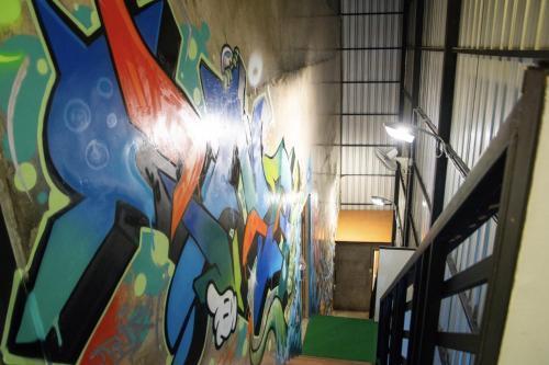 AREA81 HIDEOUT Hostel Khaosan - Tap to explore photos