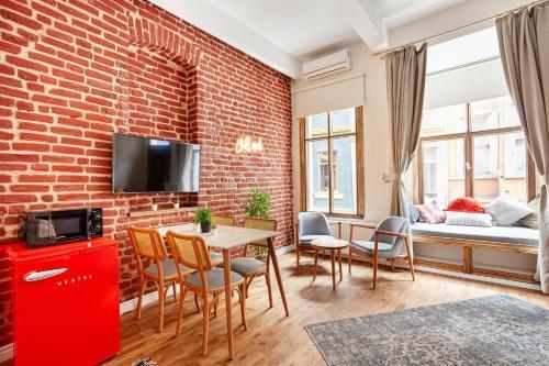 Armel Homes Taksim - Tap to explore photos