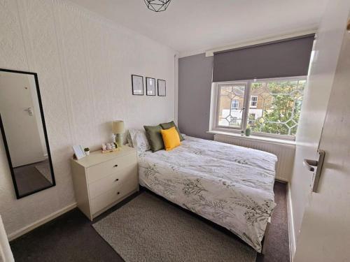 Beautiful rooms in PRIME location! - Tap to explore photos