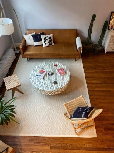 Charming Studio West Village - Tap to explore photos