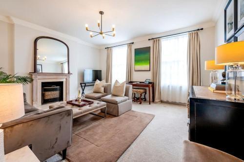 Central London, 2bed/2bath Marylebone. - Tap to explore photos
