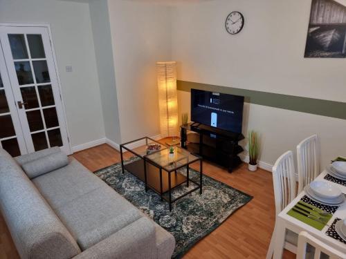 Century House Luxury Apartments - Tap to explore photos