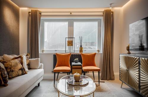 Contemporary Flat near Harrods - Tap to explore photos