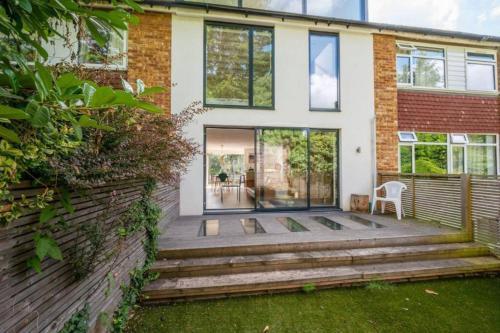 Neoteric Home Wimbledon Village