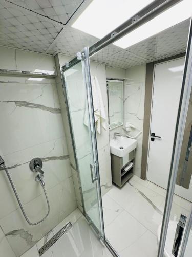 gazelle suites Room Type - Economy Double Room