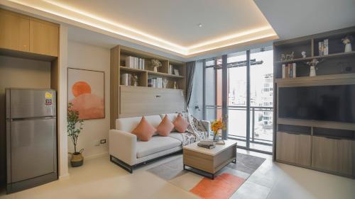 Funstay Bangkok Circle Condo - Tap to explore photos