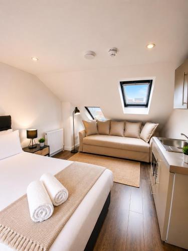 Fulham Urban Suites - Tap to explore photos