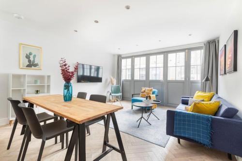 Beautiful 3 bd house in Paddington - Tap to explore photos