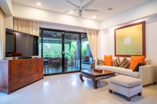 Balinese 2 Bedroom Private Pool Villa KBR11 - Tap to explore photos