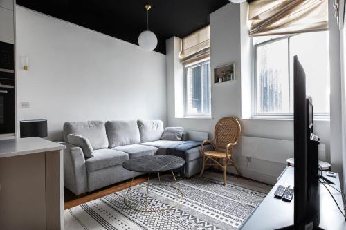 Lovely 1 Bedroom Apartment Holborn London - Tap to explore photos