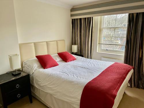 LX Russell Square Apartments