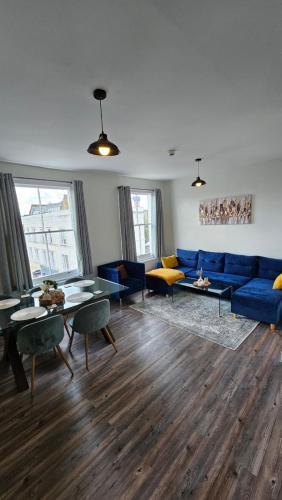 Luxury Apartment Chelsea- Fulham - Tap to explore photos