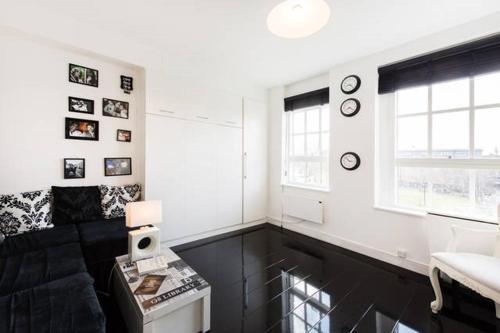 Cosy Studio in Bethnal Green - Tap to explore photos