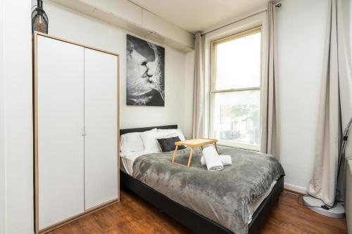 Cozy studio / Earls Court / Kensington - Tap to explore photos