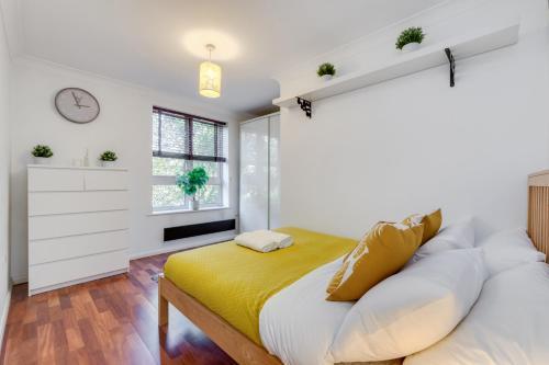 Cosy 1 Bed Apartment - Canary Wharf, Limehouse - Tap to explore photos