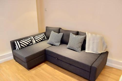 Cosy 1 bedroom flat near the London eye - Tap to explore photos
