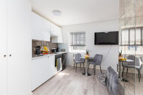 Modern Large Studio, 15 mins walk to Notting Hill (5)