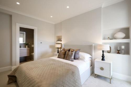 Chic 3 Bed Home in Notting Hill