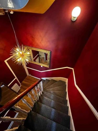 Cozy Studio near Regent’s Park N9 - Tap to explore photos