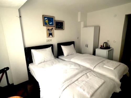 Noya Suites Room Type - Double Room with Private Bathroom