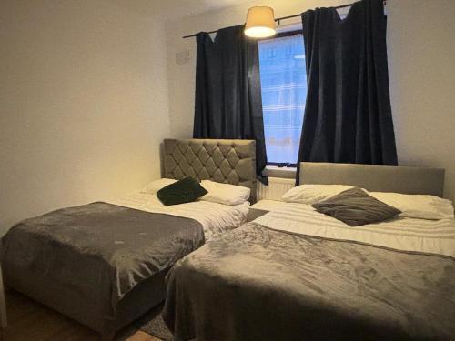 Fleetway Private Rooms Room Type - Economy Quadruple Room with Shared Bathroom Fleetway Private Rooms Room Type - Economy Quadruple Room with Shared Bathroom