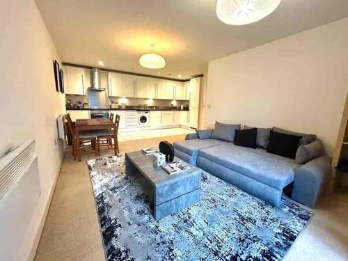 O2 Excel city airport apartment - Tap to explore photos
