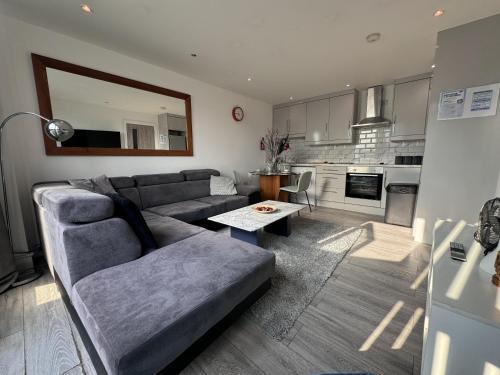 FT10 Brick Lane Apartments Room Type - Standard Double Room with Shared Bathroom FT10 Brick Lane Apartments Room Type - Standard Double Room with Shared Bathroom