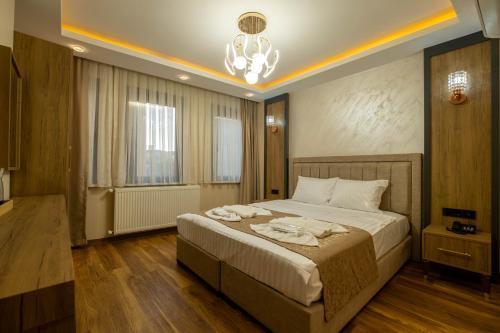 HOPEFULL HOTEL Room Type - Deluxe Double or Twin Room with City View