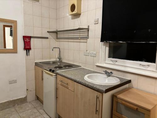 Stay in Islington/Arsenal - Tap to explore photos