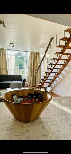 Leafy sanctuary in Putney - Tap to explore photos