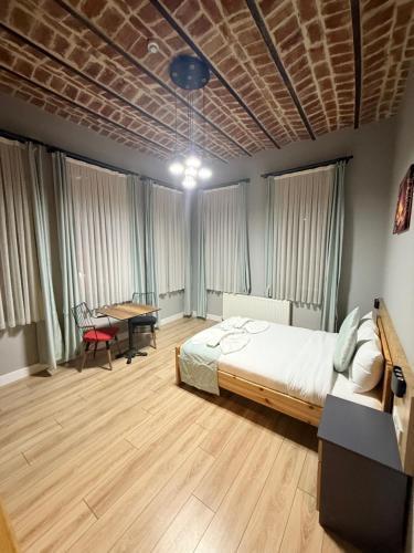 Taksim Millennium Alkan Residence - Tap to explore photos