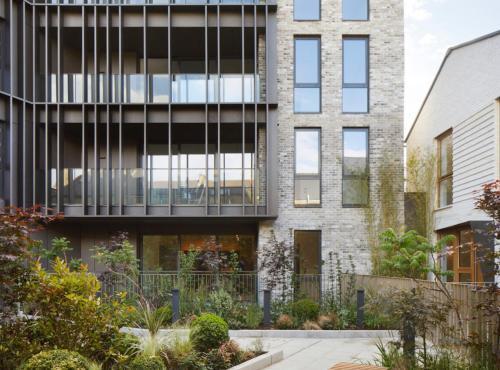 Stylish Luxury 1 Bedroom Flat