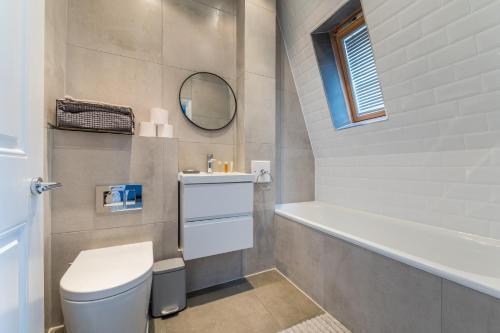 Kula London Tower Bridge Room Type - Premium Two-Bedroom Apartment Kula London Tower Bridge Room Type - Premium Two-Bedroom Apartment