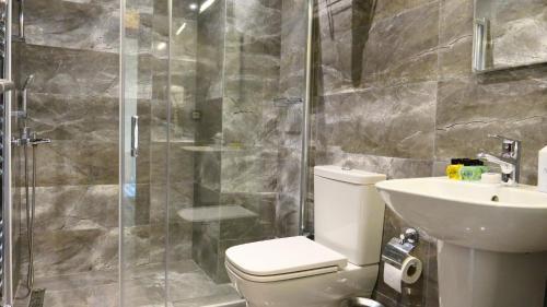 Taksim Stella Suites 2 - Tap to explore photos