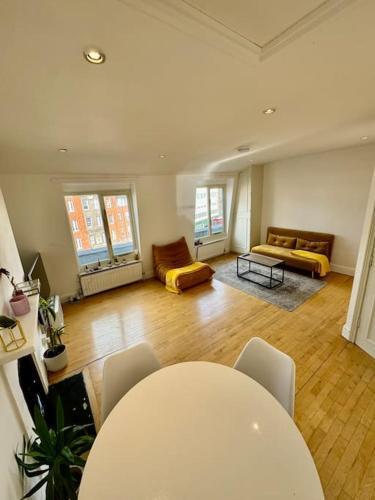 Victoria - 1 bedroom appartment 4 people - Tap to explore photos