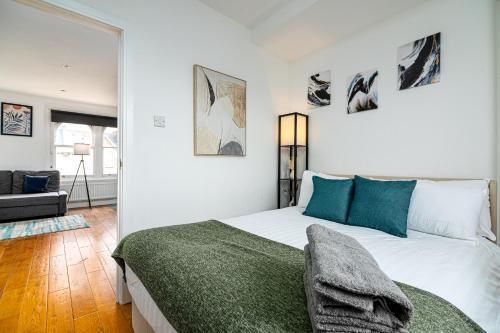 West Hampstead Hub Room Type - One-Bedroom Apartment