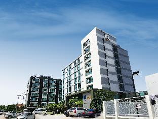 B2 Hotel South Pattaya - Tap to explore photos
