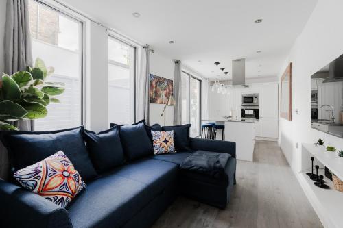 Wonderful Apartments near Portobello Road - Tap to explore photos