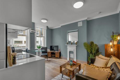 One bed Serviced Flat in Fitzrovia, Cleveland - Tap to explore photos