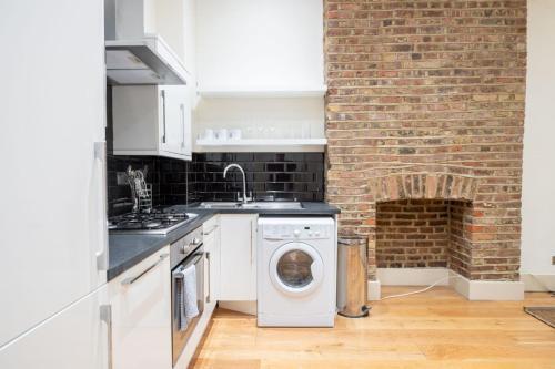 CAPITAL - Aldridge Road Villas - Tap to explore photos